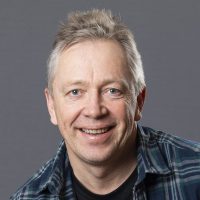 Lars-Tveiten-819×1024-2-200×200