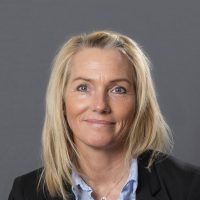 Ranja-Leirvik-Zahl-819×1024-2-200×200